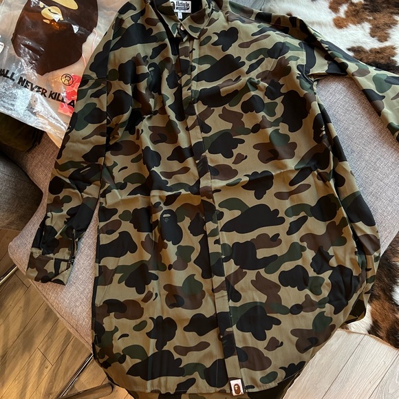 BNWT Bathing Ape Bape 1st Camo Shirt Onepiece Green Small - Picture 2 of 5